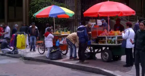 CARRITO DE FRUTA AVENIDA JIMENEZ CON CARRERA 8 CARRITO DE FRUTA AVENIDA JIMENEZ CON CARRERA 8